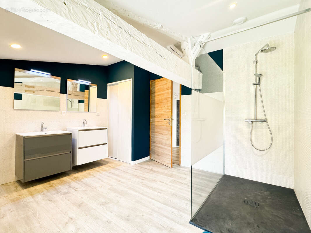 Maison à CHALLIGNAC