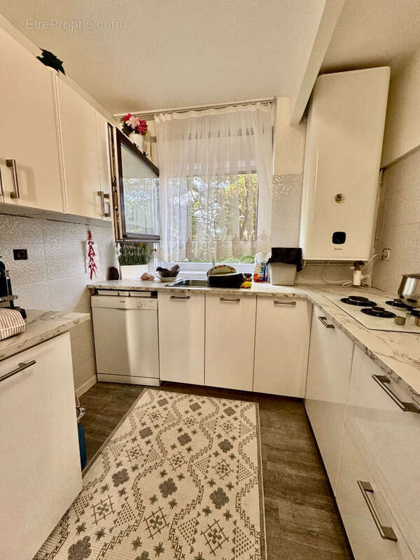 Appartement à CLICHY-SOUS-BOIS