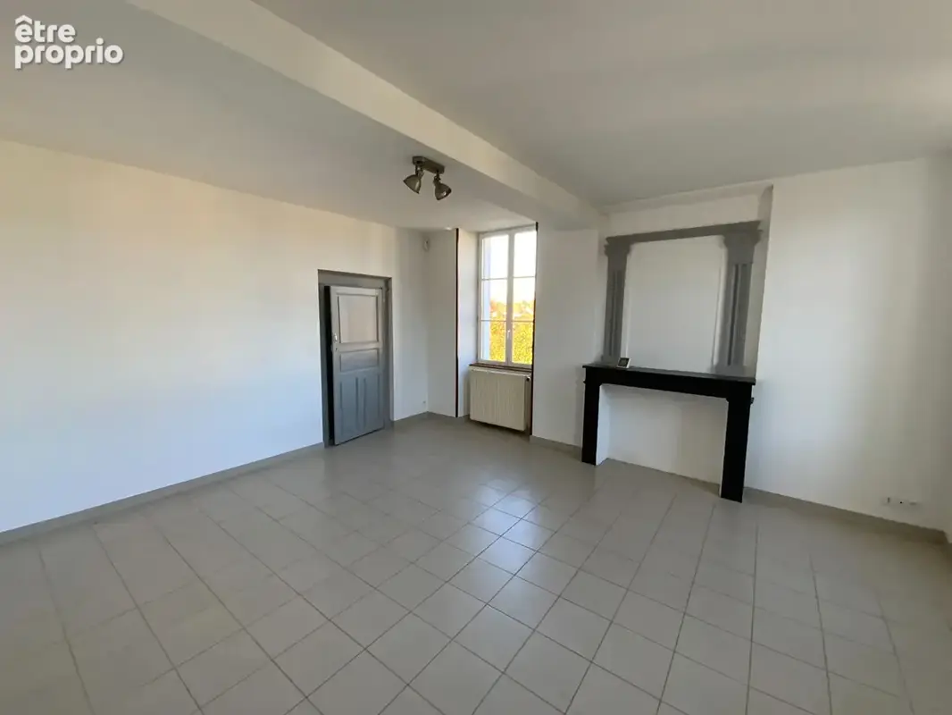 AUXY - Maison de village de 141 m² hab. (3 chambres) avec dépendance et garage. - photo 6