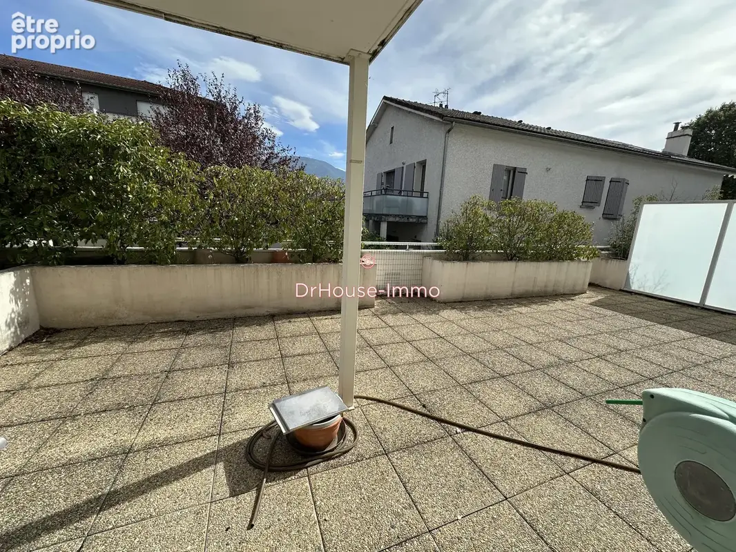 Appartement à VARCES-ALLIERES-ET-RISSET