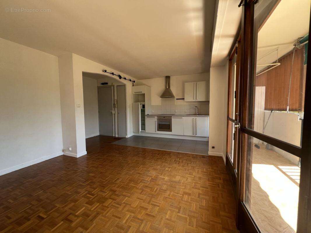 Appartement à MARSEILLE-13E
