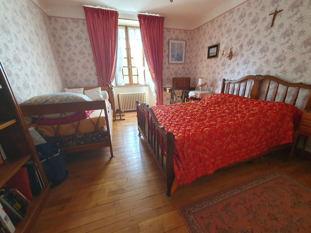 Maison à LIEUTADES