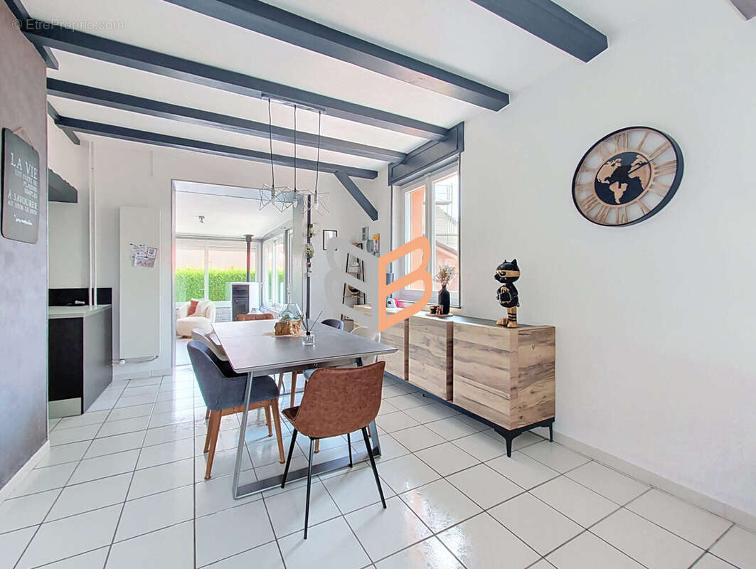 Maison 104 m² à Tressange  - photo 3