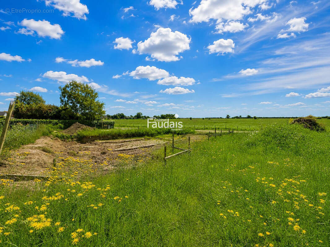Terrain 613 m² à Blainville-Sur-Mer  - photo 2