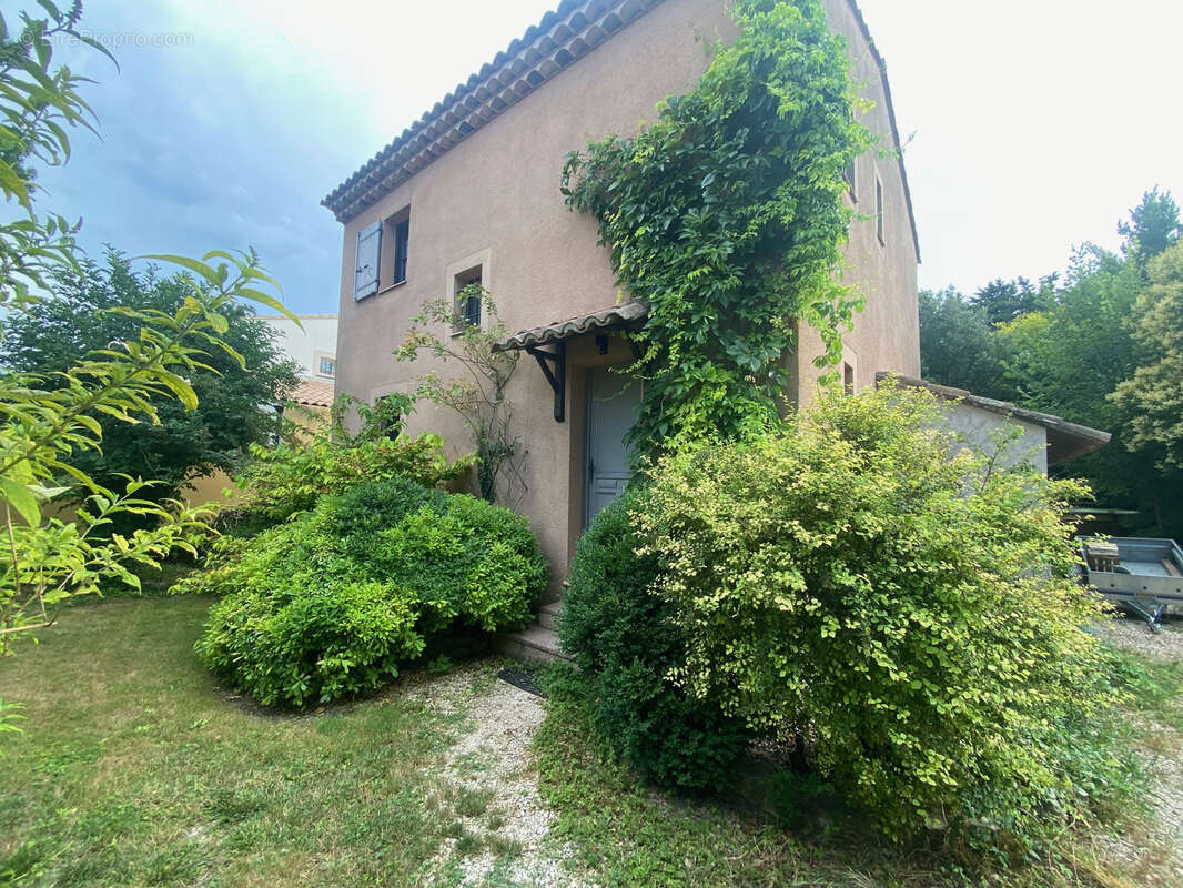 Maison à VELLERON