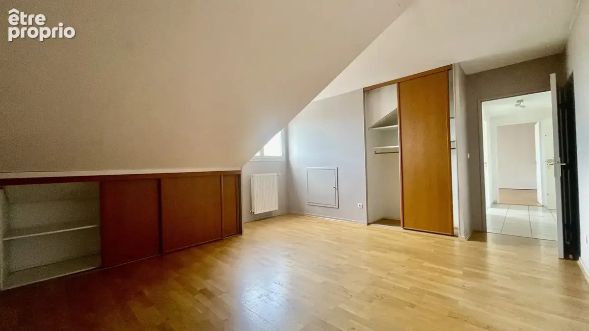 Spacieux type 3 / cave + poss garage en sus - photo 9