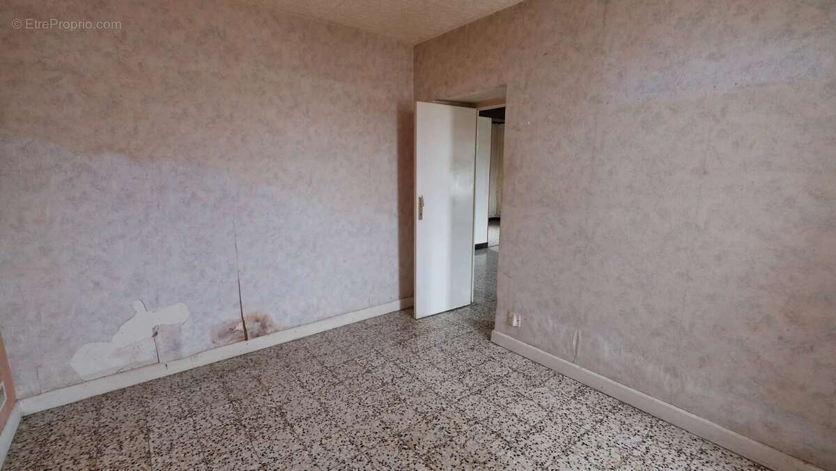 Maison à MONTIGNY-EN-MORVAN