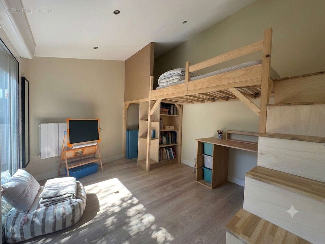 Charmante maison en pierre avec vie de plain-pied au cœur d'un environnement privilégié - photo 5