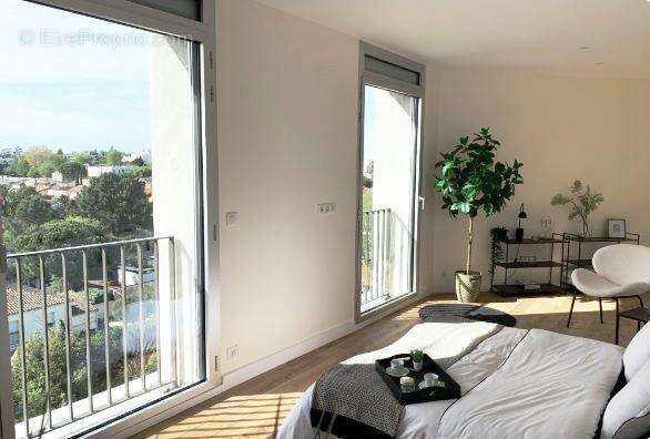 Salon - Appartement à BORDEAUX