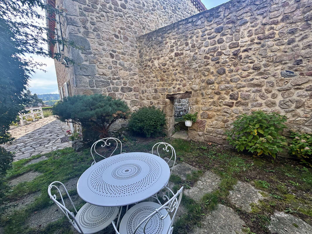 Maison à LES VILLETTES