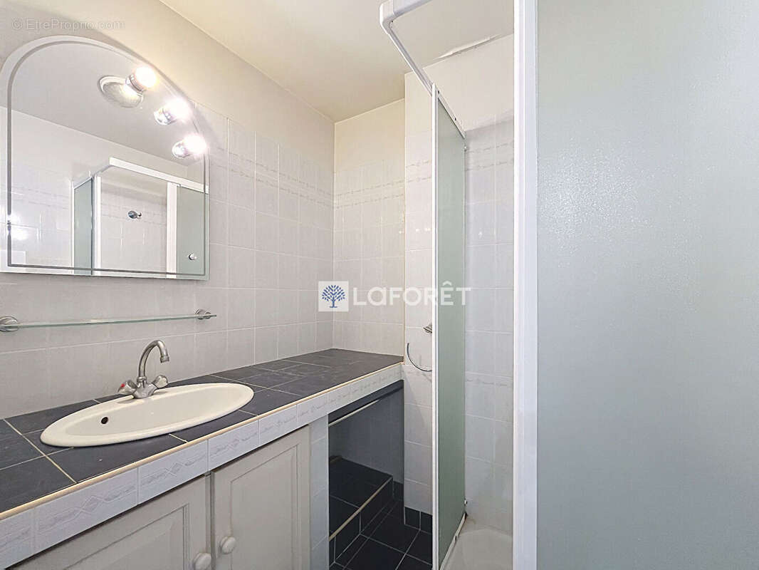Appartement à LA TOUR-DU-PIN