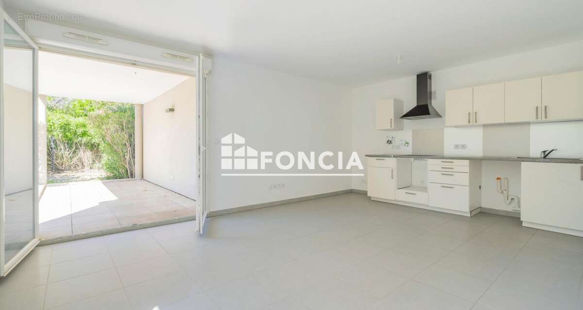 Appartement à MARSEILLE-9E