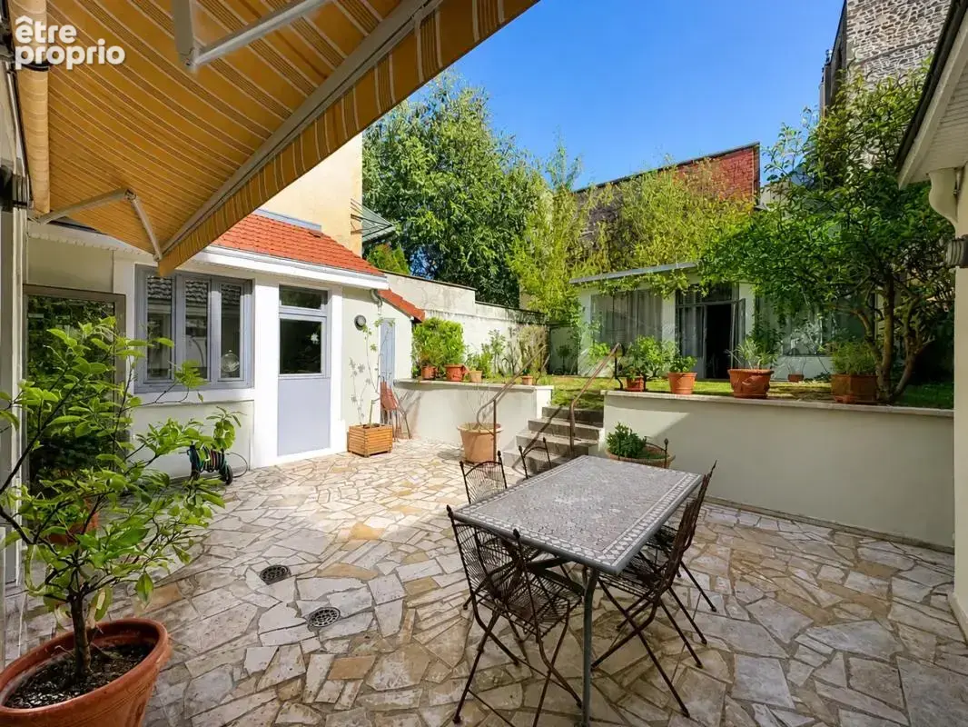 Maison de 9 pièces de 218 m² situé à Vichy - photo 5