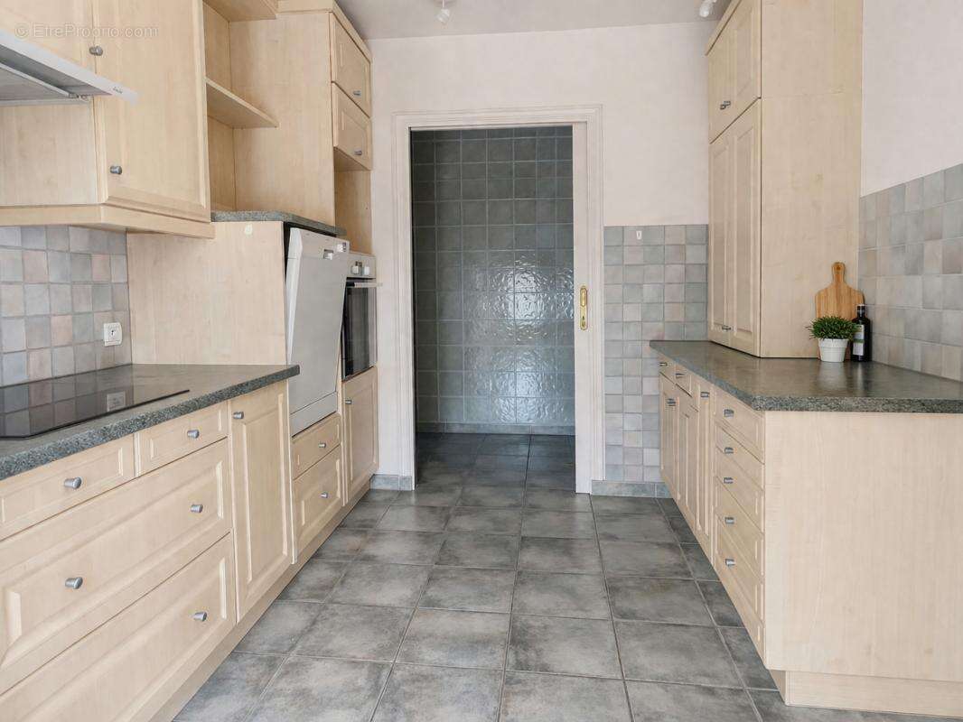Appartement d'exception avec vue sur la Vézère - Centre-ville de Terrasson-Lavilledieu (24120) 5 pièce(s) 116 m2 - photo 6