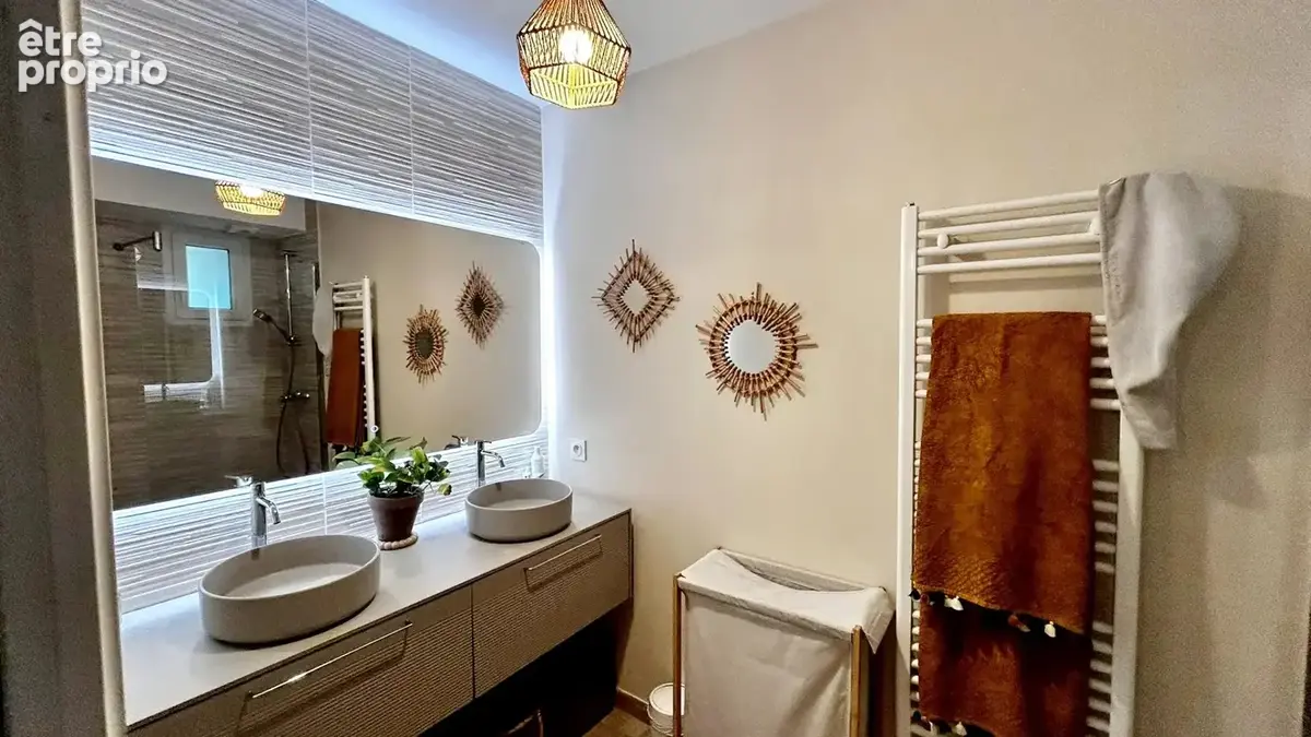 A vendre à Cannes La Bocca -  Résidence de Standing Beau 2 pièces avec parking sous-sol - photo 9