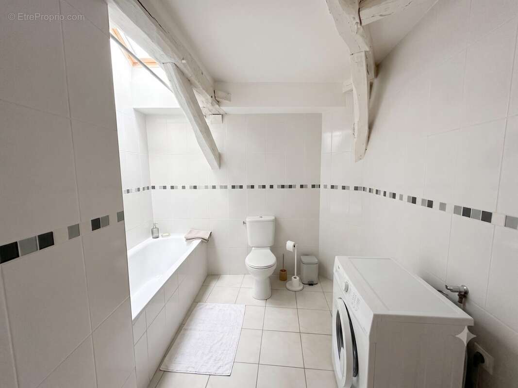 Appartement 67 m² à Doue-La-Fontaine  - photo 6