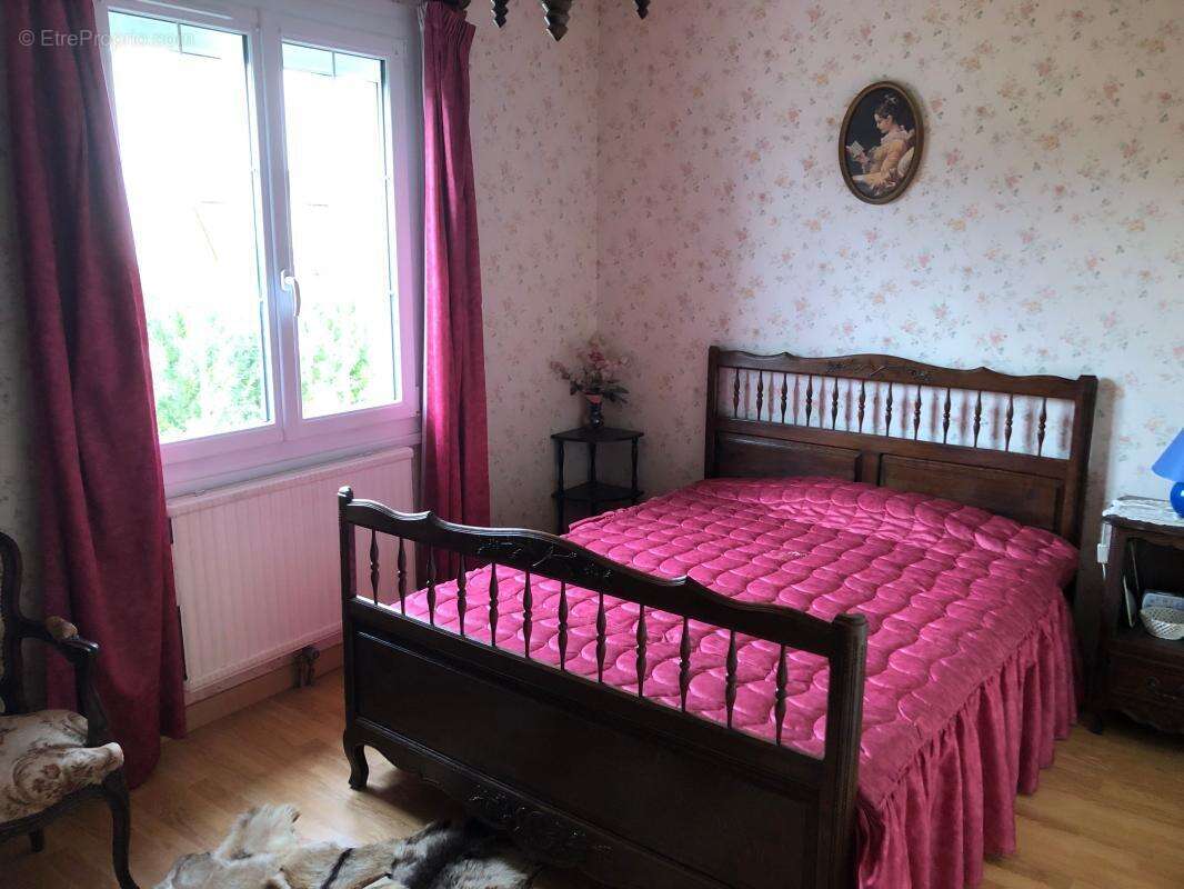 Maison à MEZIDON-CANON