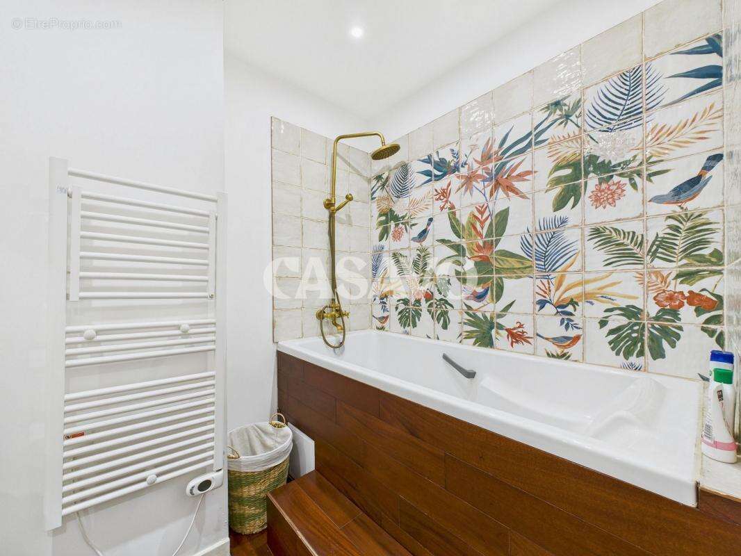 Appartement à PARIS-2E