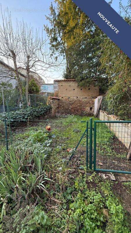 Appartement à ORLIENAS