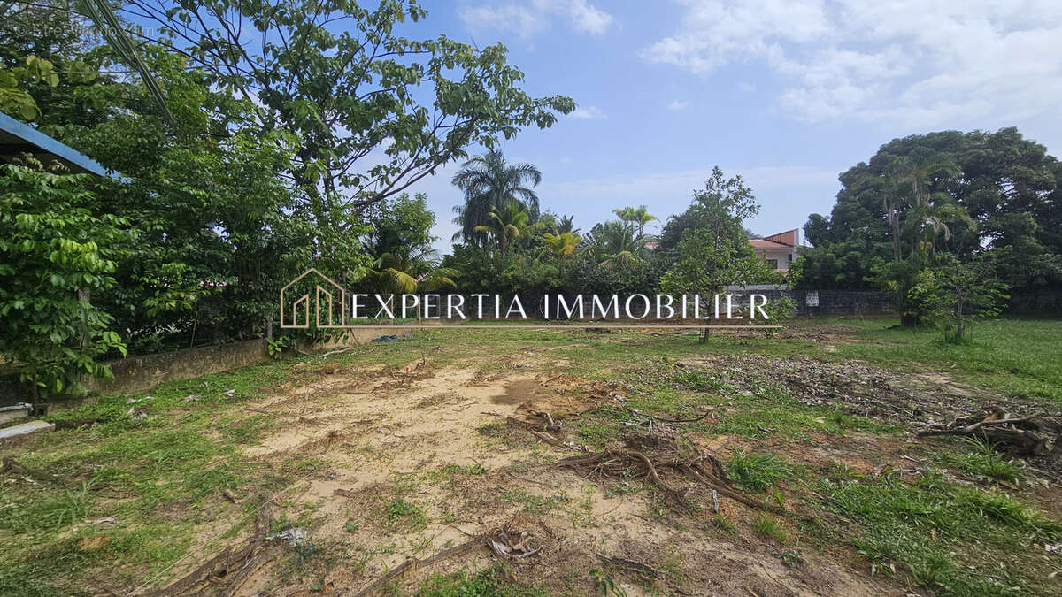 Maison à REMIRE-MONTJOLY