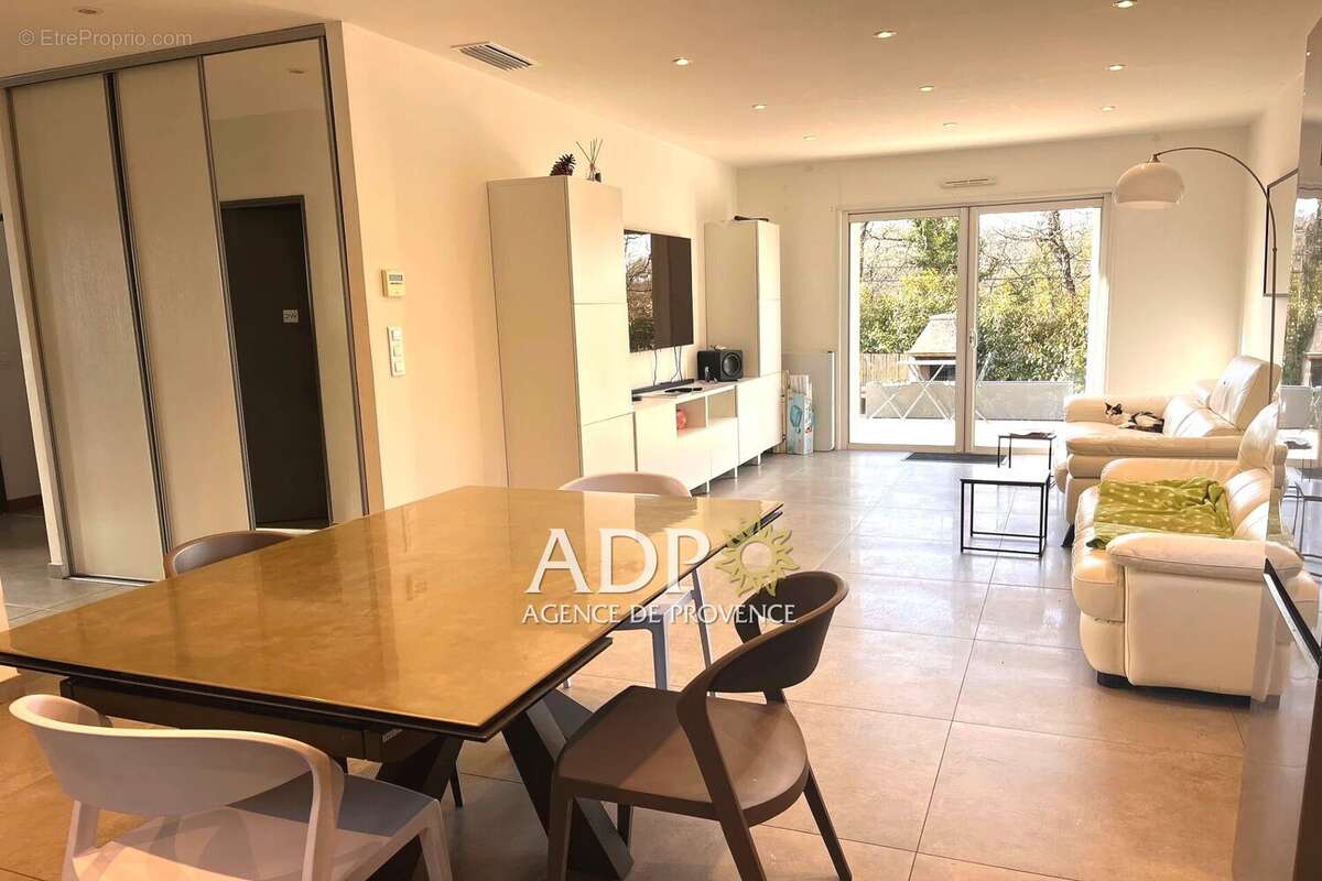 Maison à SAINT-VALLIER-DE-THIEY