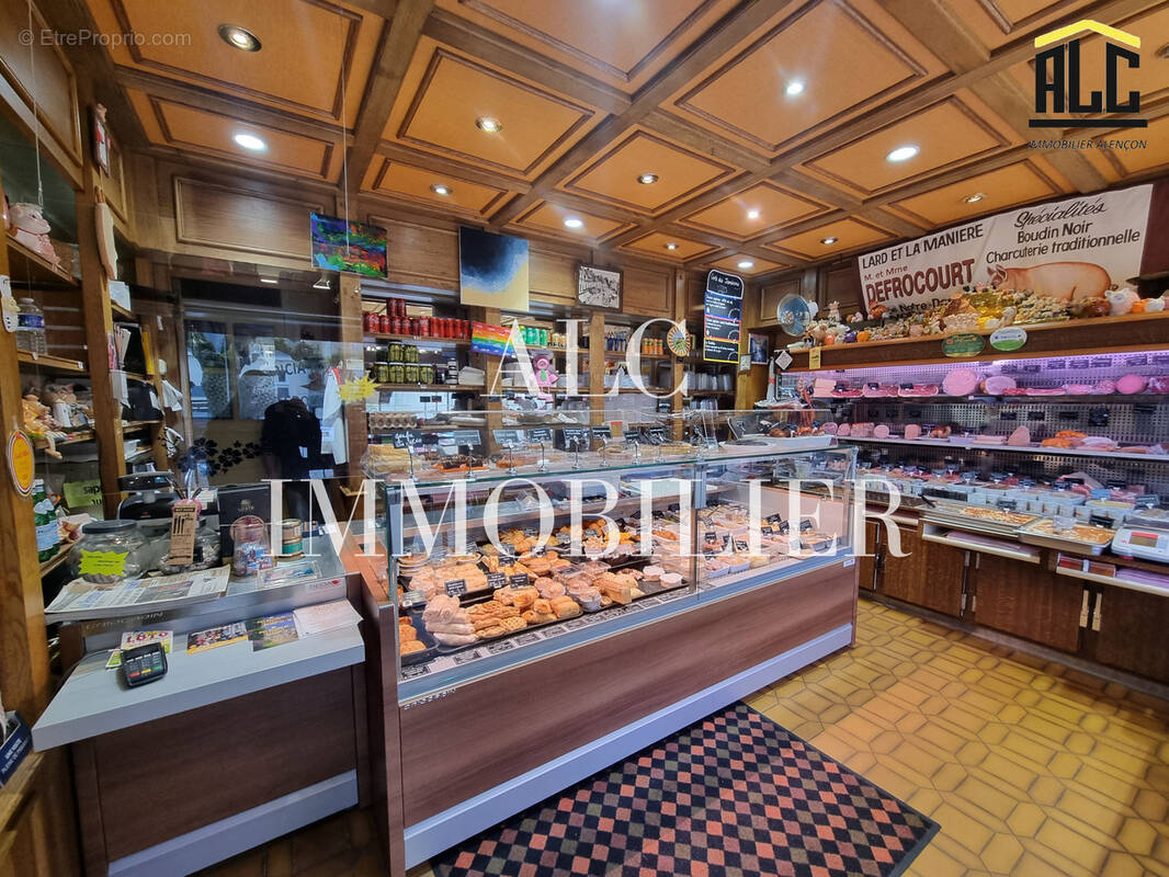 Commerce à MORTAGNE-AU-PERCHE