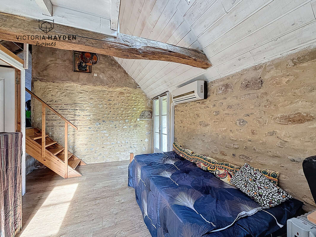 Maison à LACOMMANDE