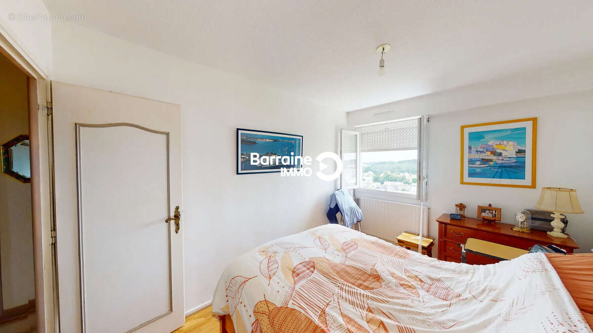 A VENDRE  - Appartement 4 pièces- 3 chambres- à Lorient-le ter-dernier étage-ascenseur-garage - photo 12