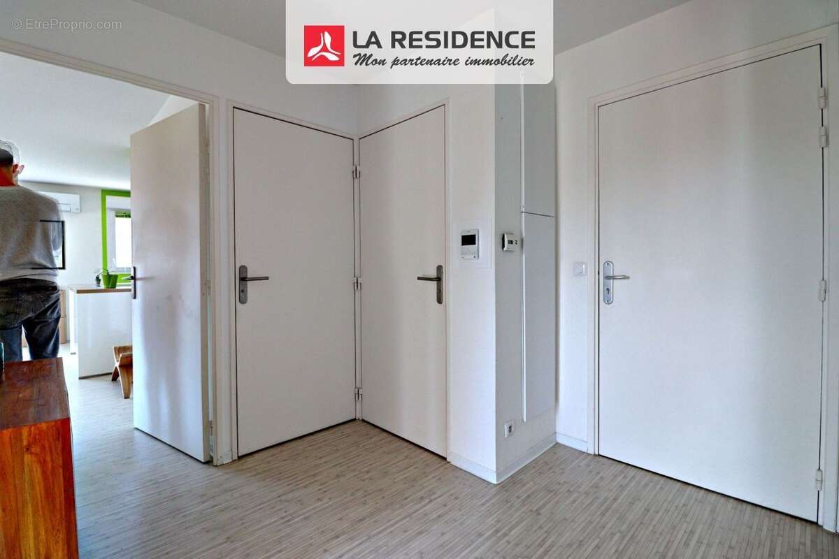 Appartement à PUGET-SUR-ARGENS