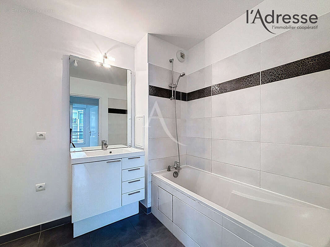 Appartement à SURESNES