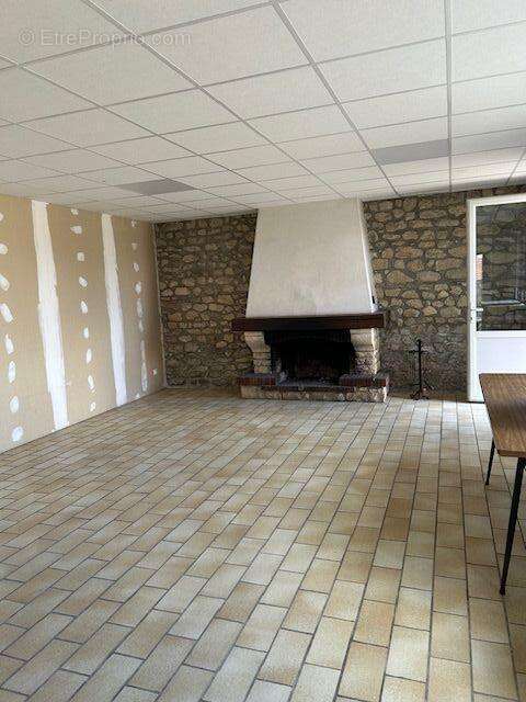 Maison à MERFY