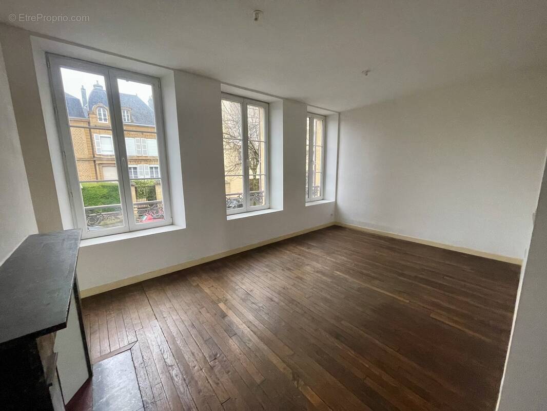 Appartement à CHARLEVILLE-MEZIERES