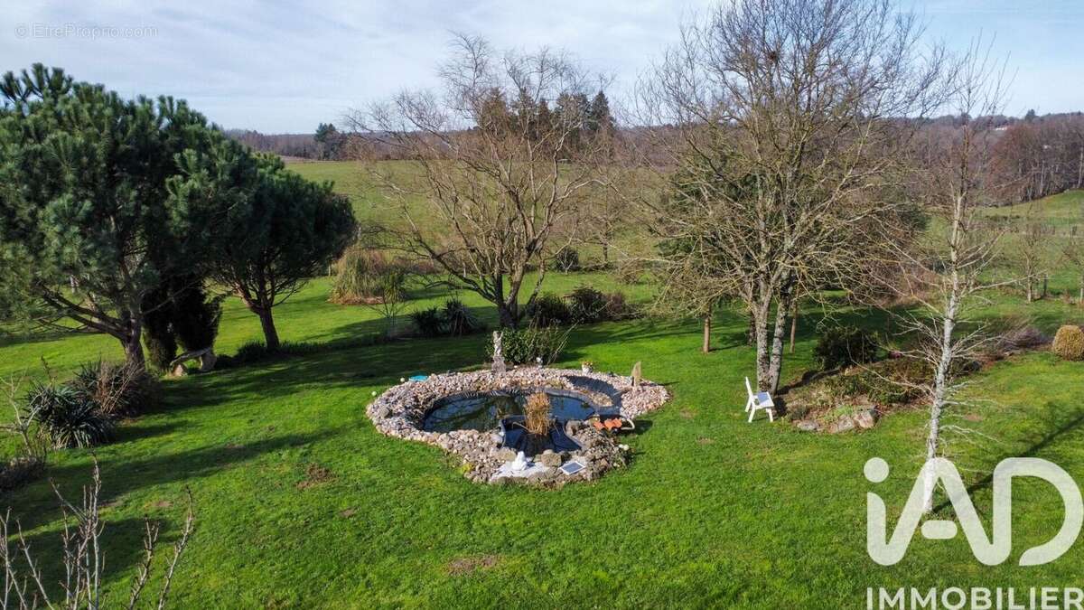 Photo 2 - Maison à ORADOUR-SUR-GLANE