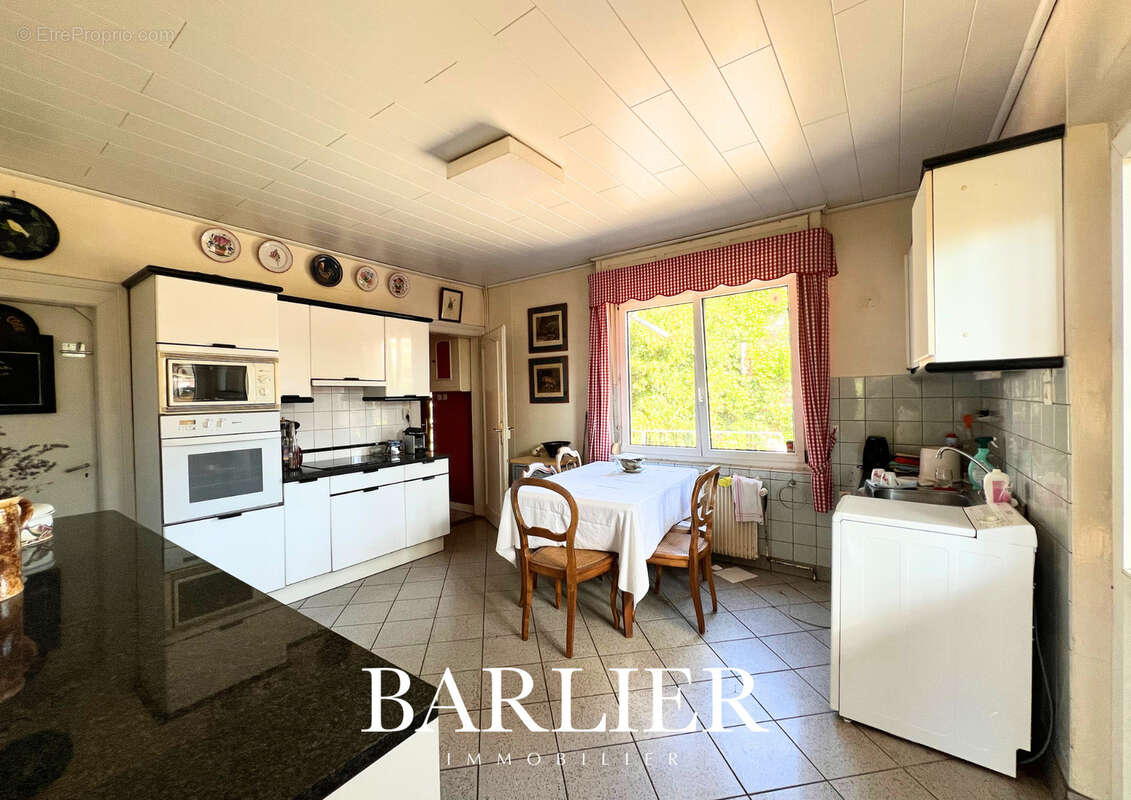 Maison 5 pièces 130 m2 sur un terrain de 10 ares avec fort potentiel - photo 6