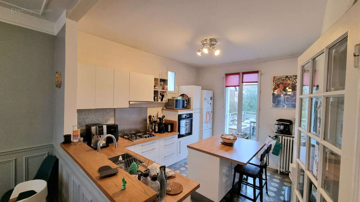 Maison à VILLEMOMBLE