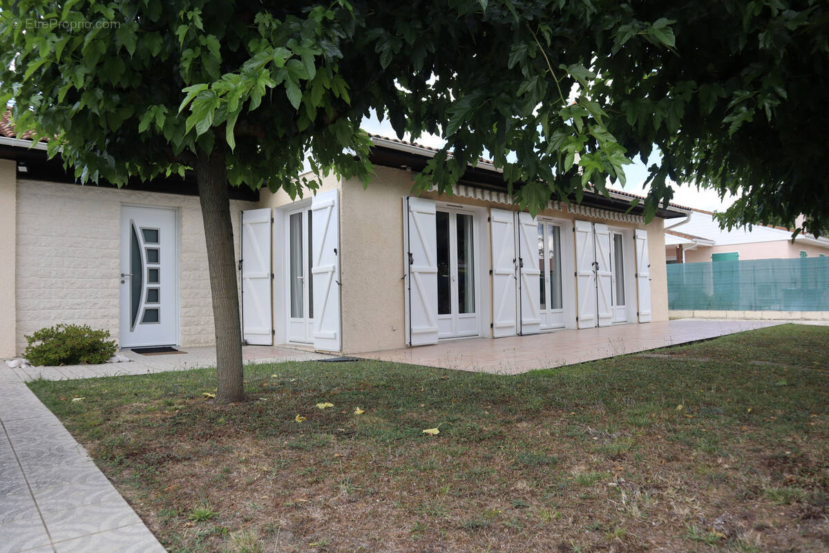 Maison à LE TAILLAN-MEDOC