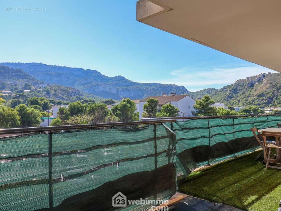 Appartement à MARSEILLE-9E