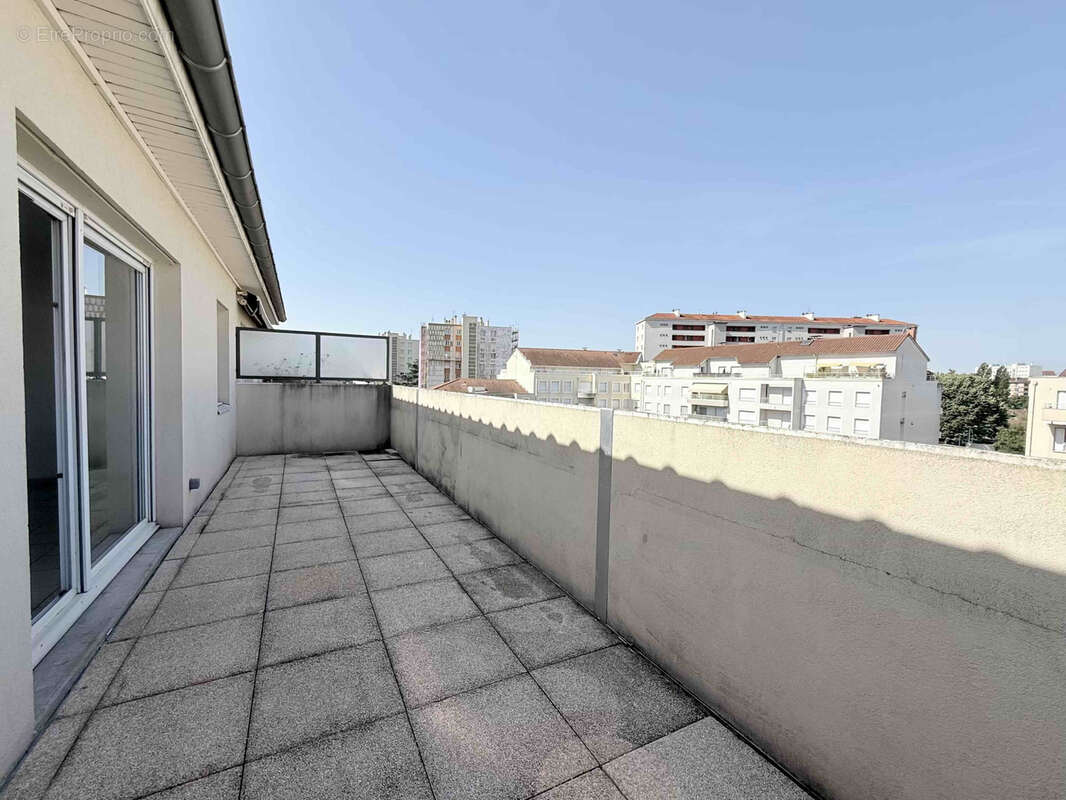 Appartement à VILLEURBANNE
