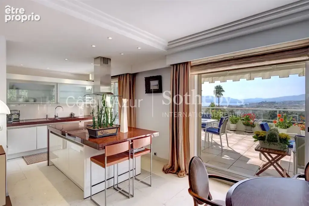 Cannes Californie, appartement 4 pièces avec grande terrasse et vue mer à proximité de la Croisette - photo 4