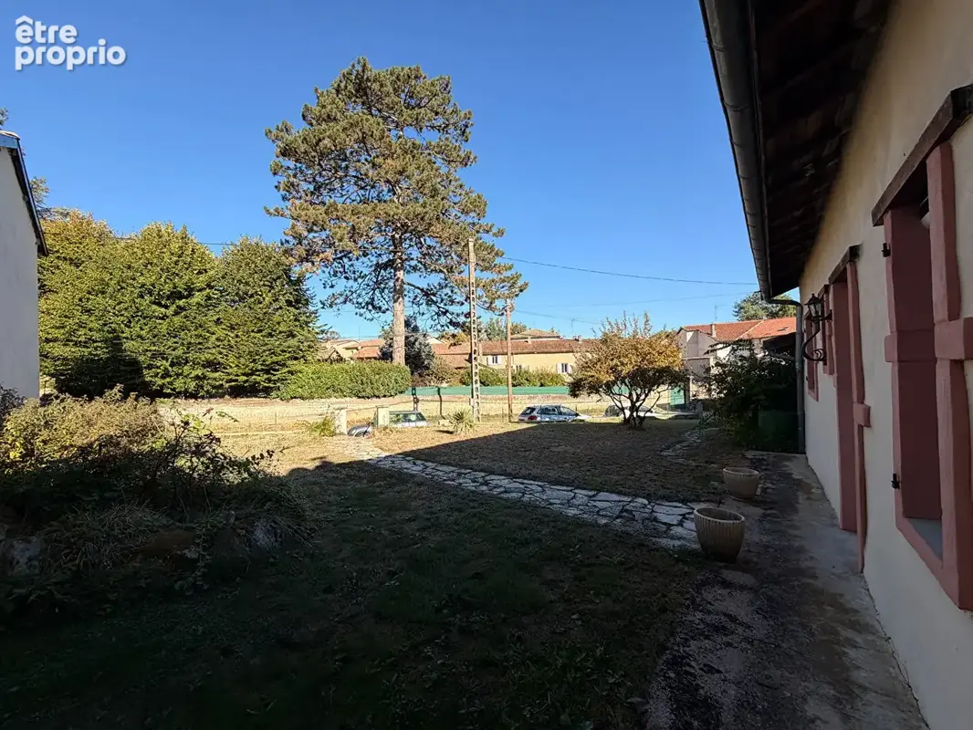 GUÉREINS ? Maison familiale avec dépendance à 4 km de l'autoroute de Belleville - photo 16