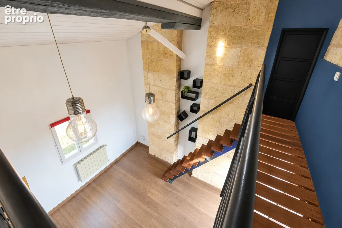 ARCHITECTURE ATYPIQUE - 1900 - Appartement avec terrasse - photo 7