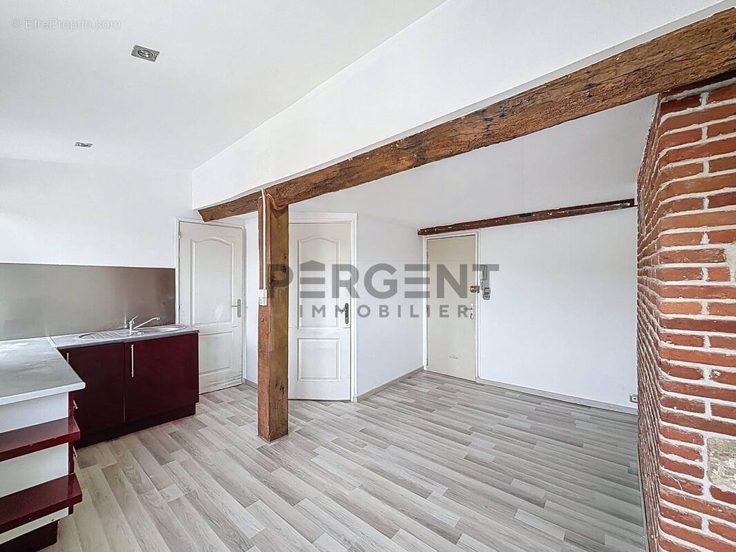 Appartement à CHARLEVILLE-MEZIERES