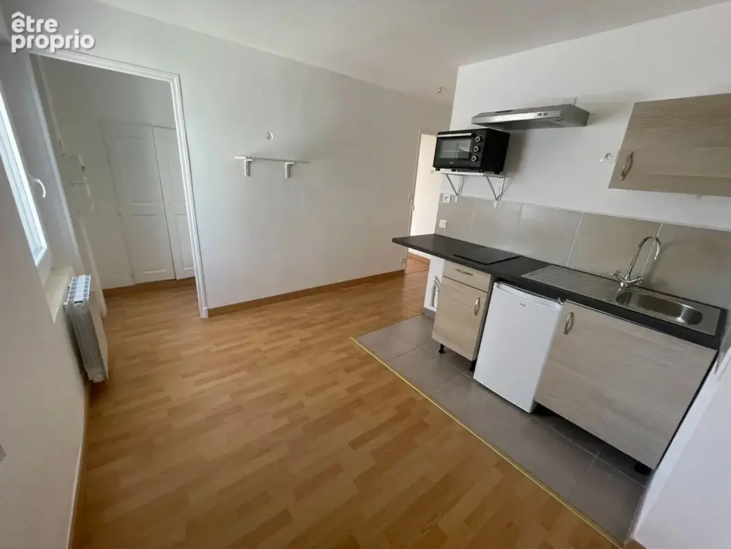 ** Sur le Port ** Maison Composée de 3 APPARTEMENTS ** 83430 Saint Mandrier ** - photo 9
