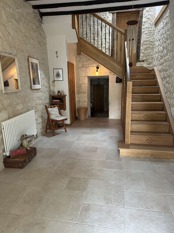 Maison à AUBETERRE-SUR-DRONNE