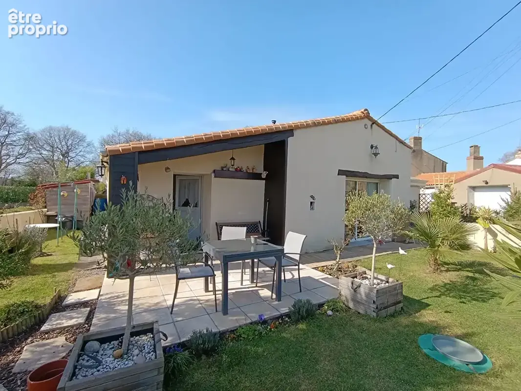 Maison Sainte Flaive Des Loups - photo 3