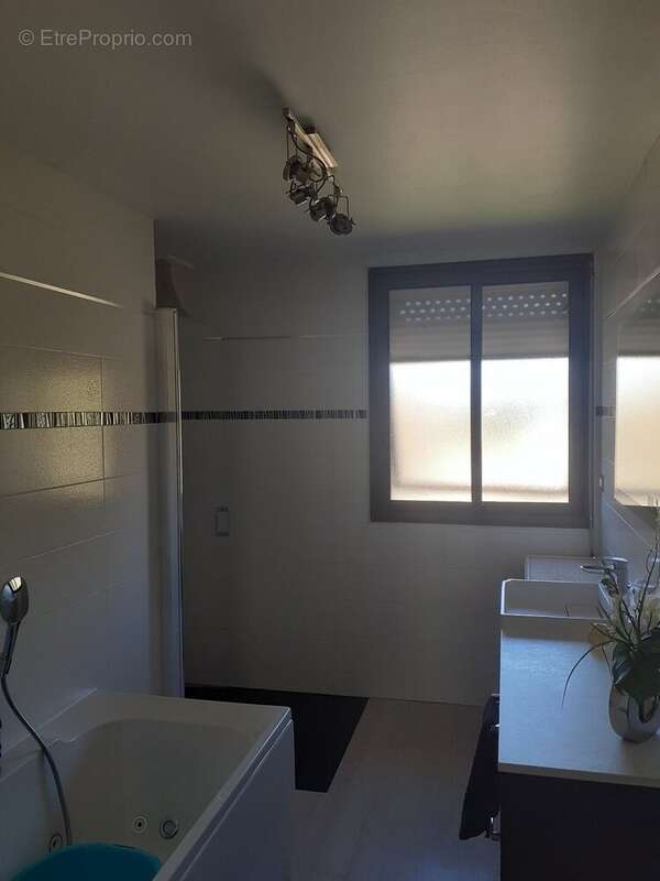 Maison à LIGNAN-SUR-ORB