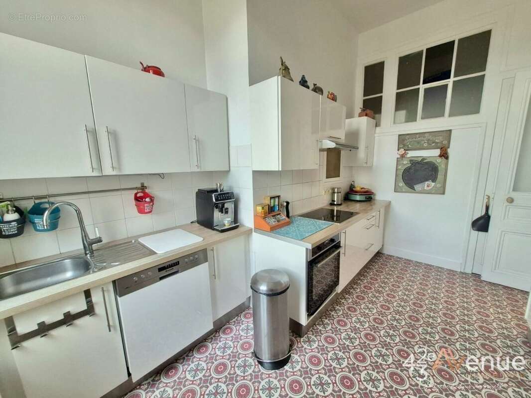 Appartement à SAINT-ETIENNE