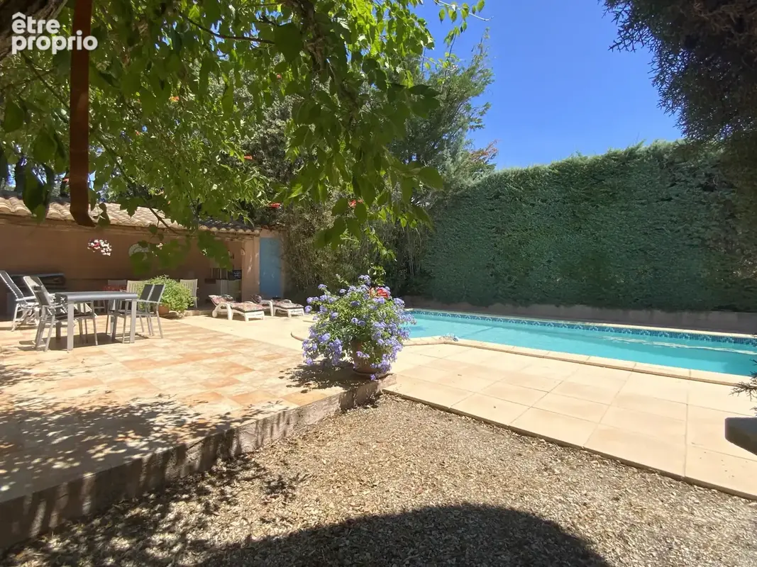Charmante villa de plain pied avec piscine. - photo 6