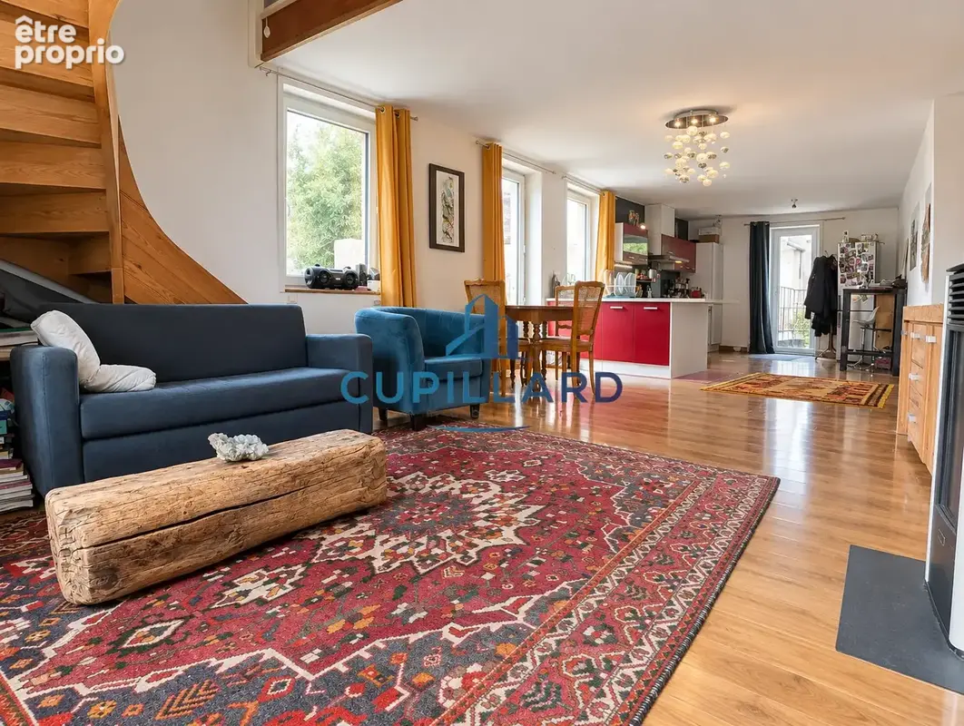 VILLEREST   Maison en pierre de 229 m2 avec jardin paysagé - photo 6