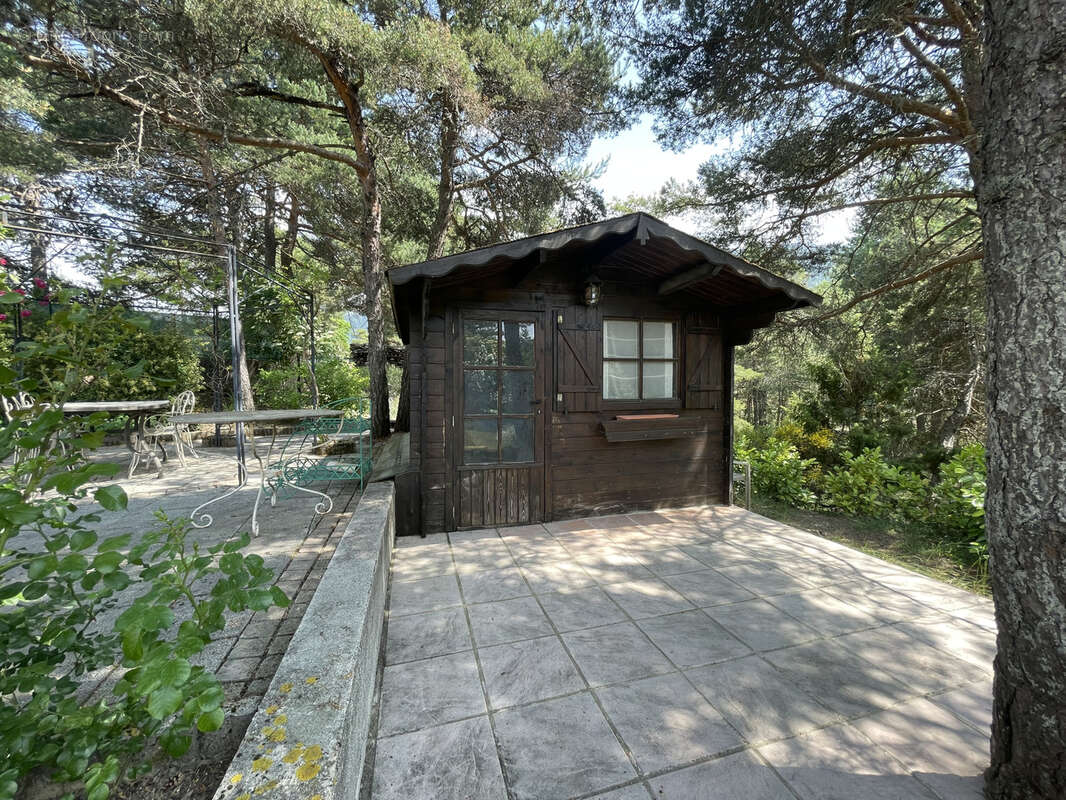 Maison à SERANON